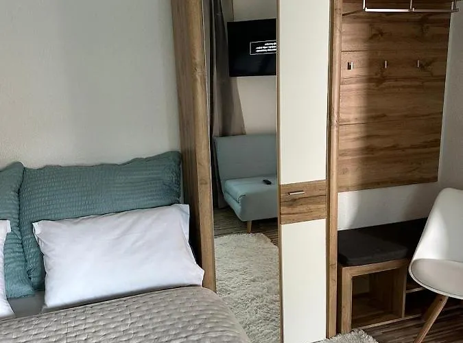 Old Town Lucky Star Split