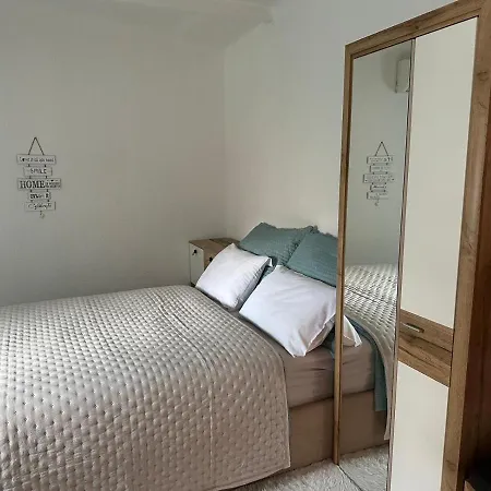 Apartman Old Town Lucky Star *